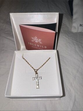 IDLEWILD EVERYDAY Gold Cross Necklace with Crystal Accents